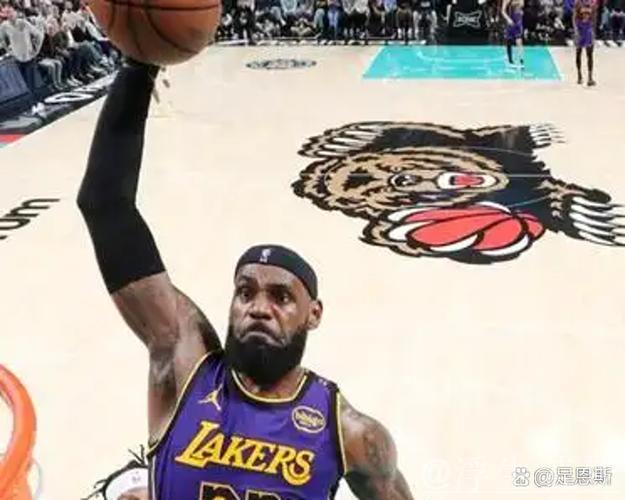 詹姆斯达成42000分里程碑 湖人客胜灰熊