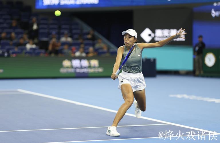 张帅2-1逆转埃里亚韦茨 晋级广州网球公开赛8强